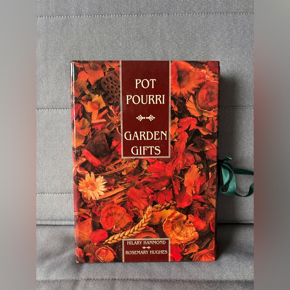 Pot Pourri Garden Gifts Book by - Red Cover